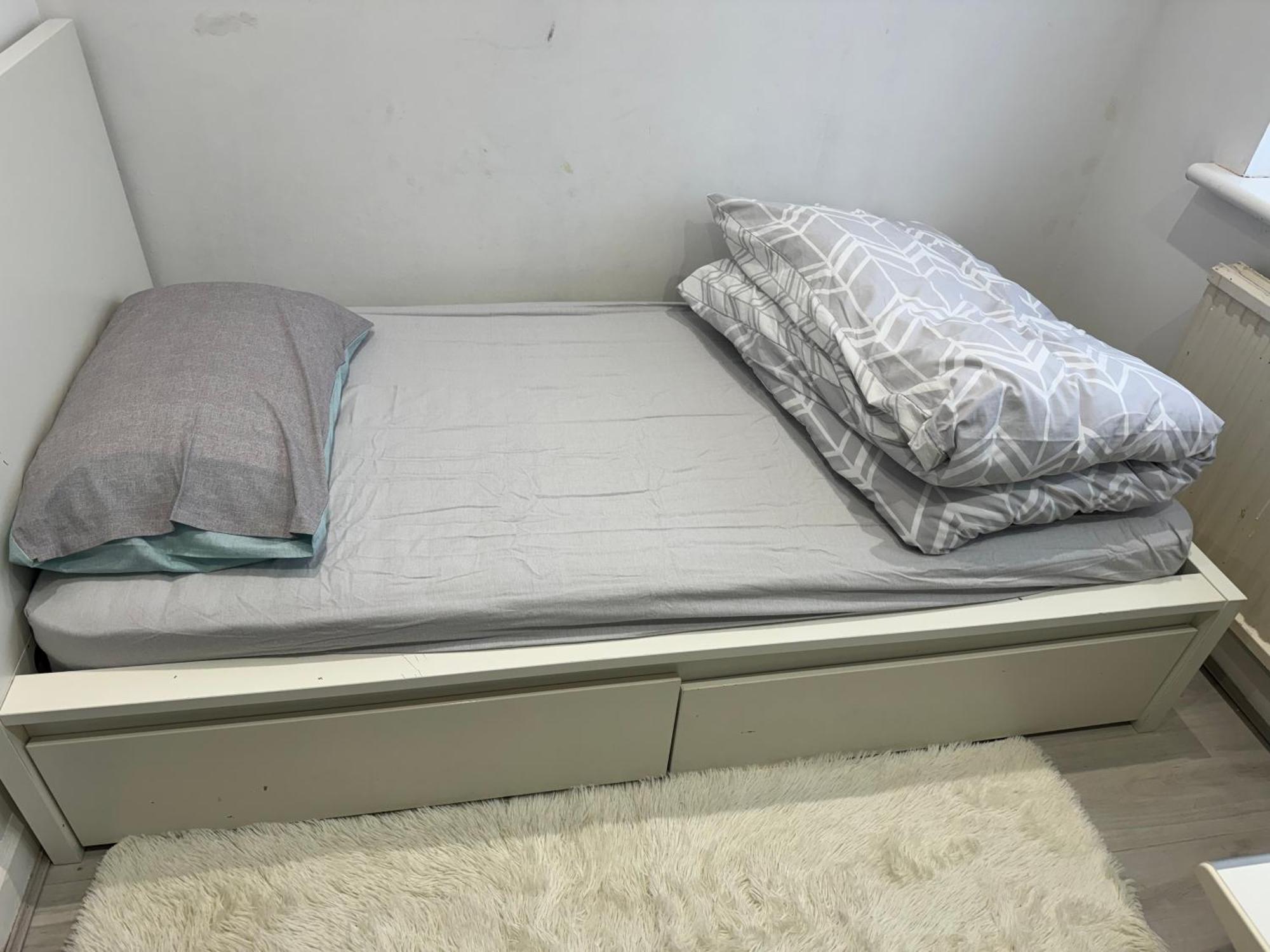 Single Room Canvey Island Екстериор снимка